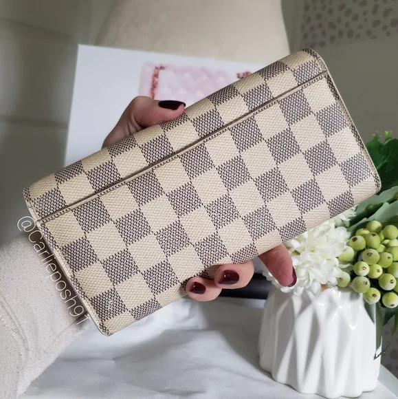 **SOLD** Authentic Pre-owned Louis Vuitton Damier Azur Sarah Flap Wallet - Picture 5 of 15
